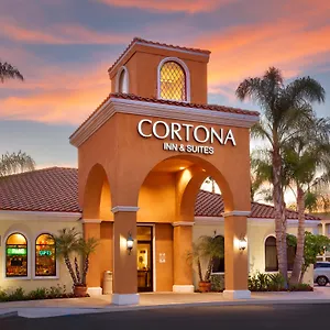 https://cortona-inn-and-suites.topanaheimhotels.com