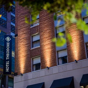 Theodore 4* Seattle