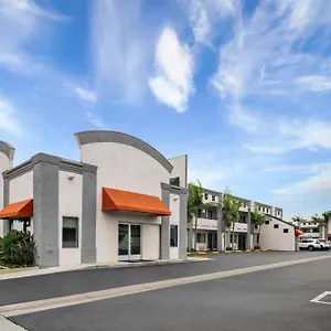Solara And 3* Anaheim